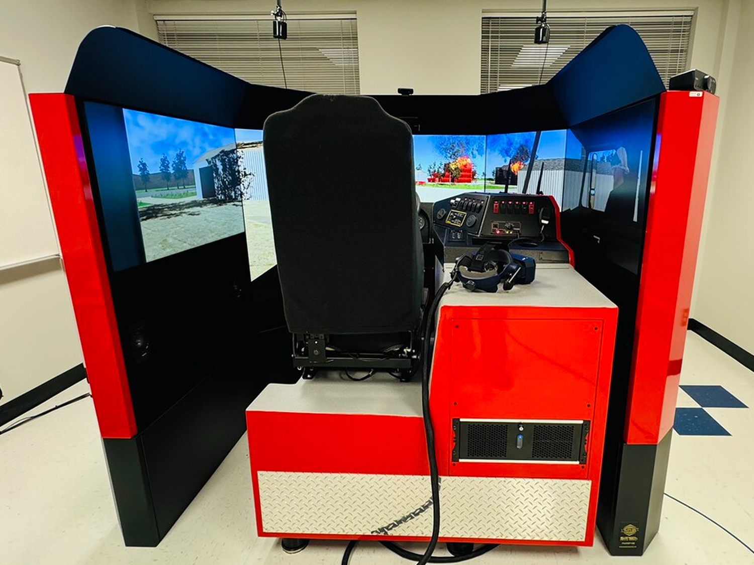 Idaho Fire Service Technology Simulator 5th Wheel Trailer - Passenger Side